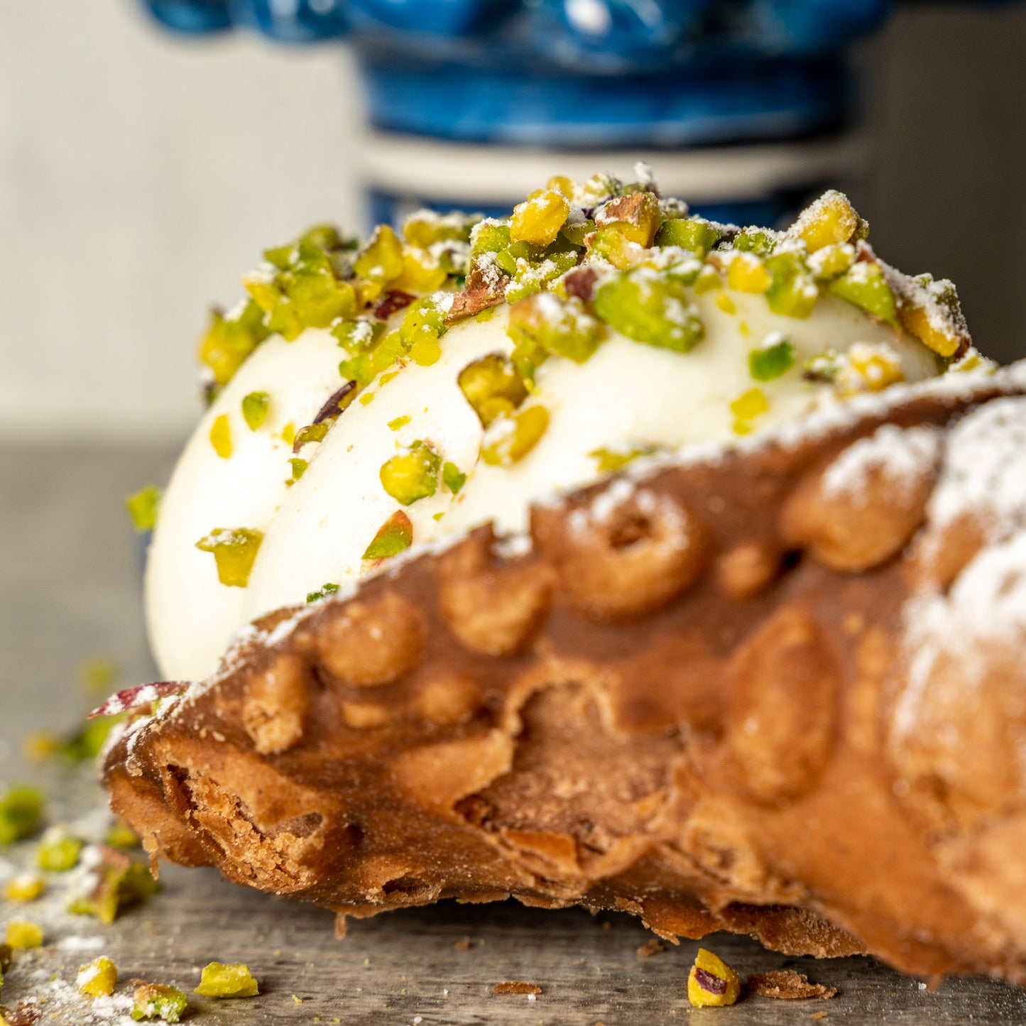 Modulare Box mit süßen Cannoli zur Auswahl