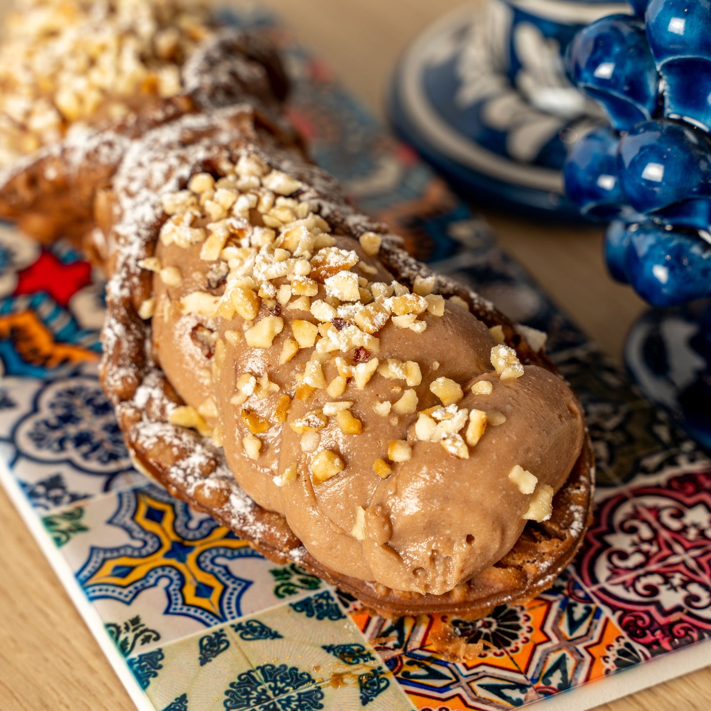 Modulare Box mit süßen Cannoli zur Auswahl